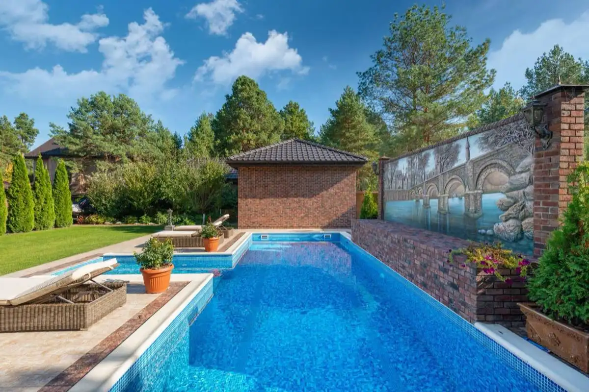 Weekly Pool Cleaning & Service in Reno, NV